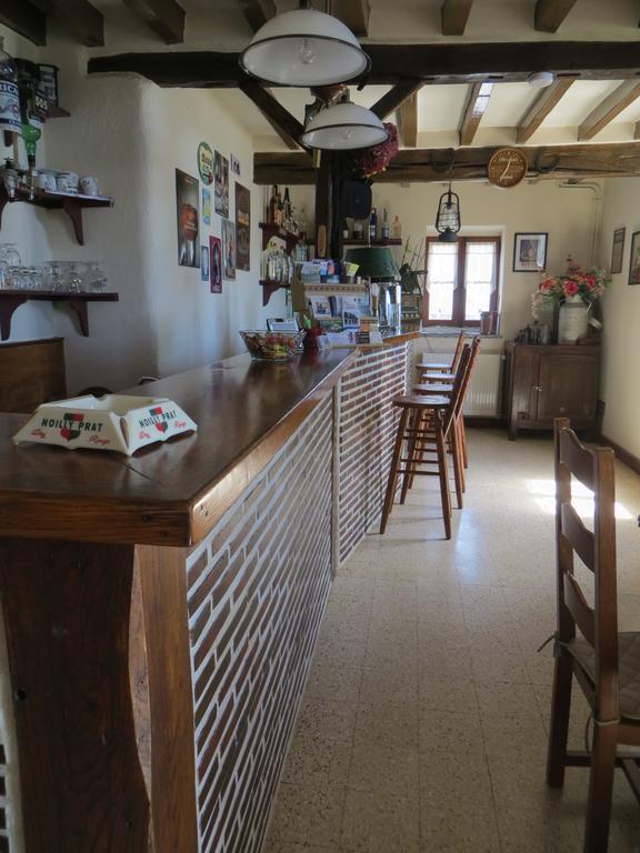 Les Logis Du Breuil Bed & Breakfast Marcheville ภายนอก รูปภาพ